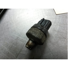 95D108 Engine Oil Pressure Sensor For 10-13 Suzuki SX4  2.0